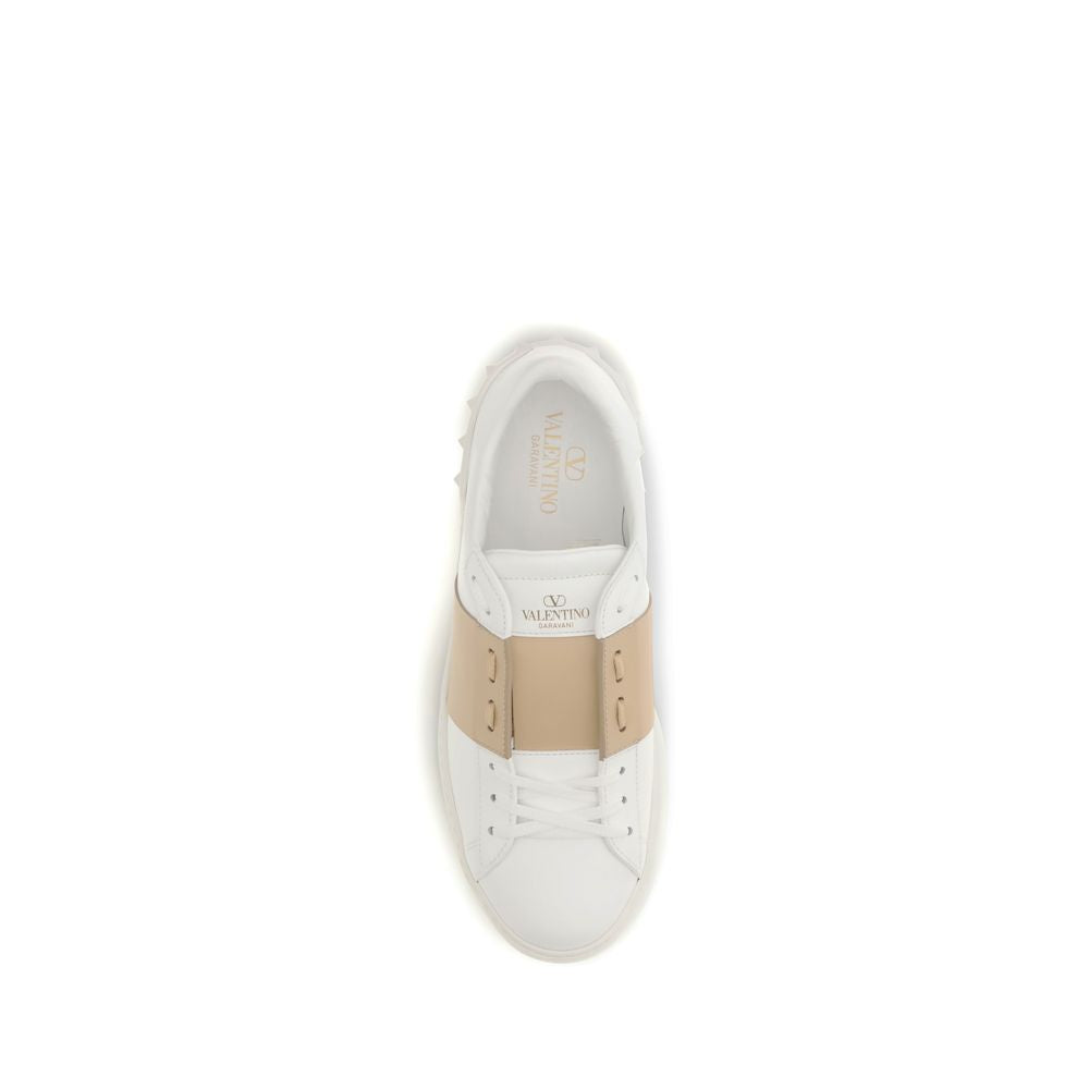 Open Sneakers