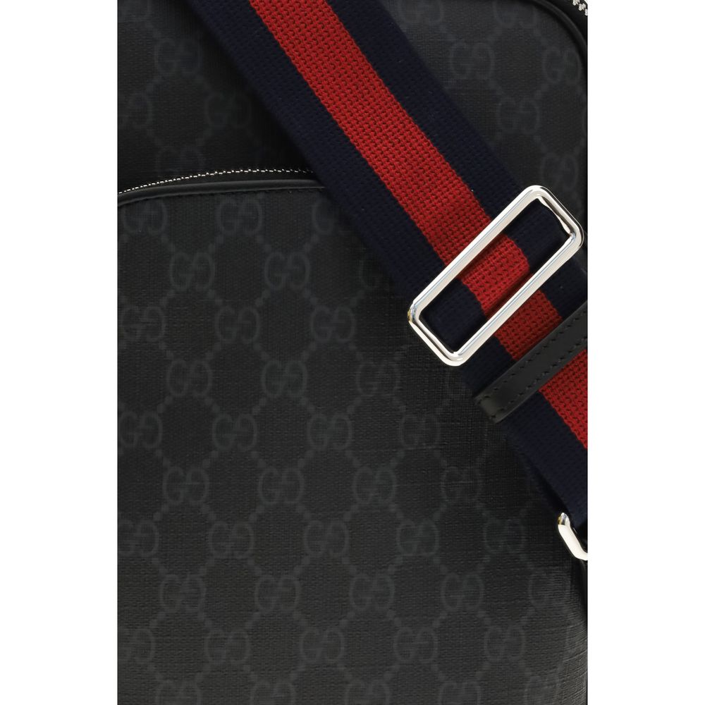 GG Supreme Shoulder Bag