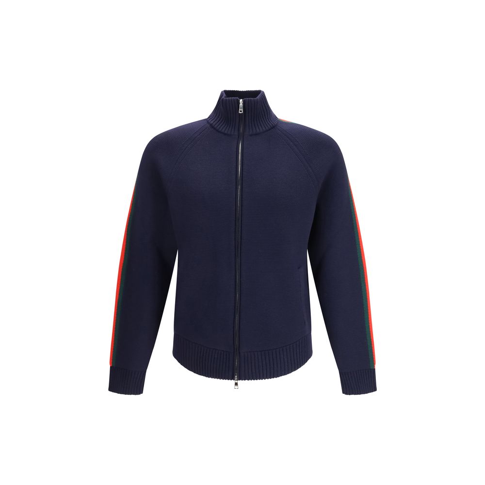 Blaue Reißverschlussjacke