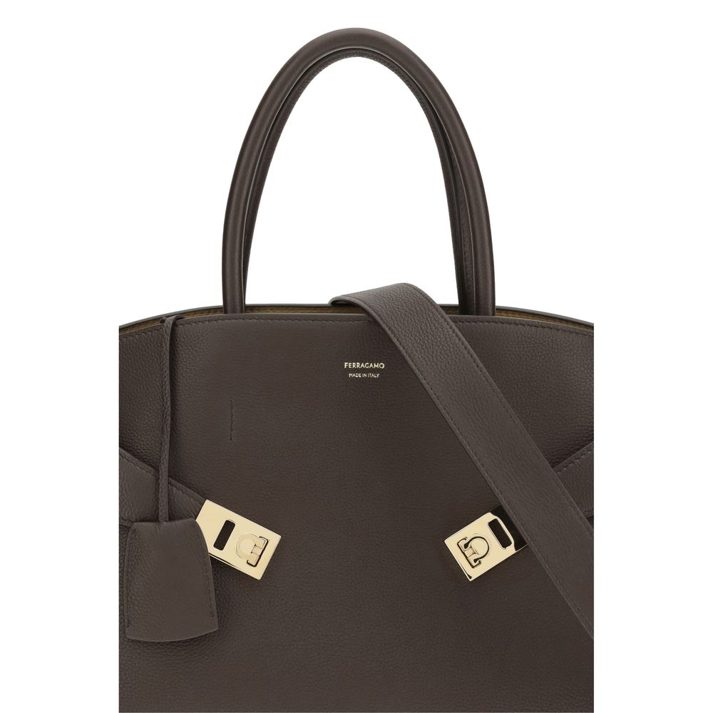 Braune Umarmungshandtasche