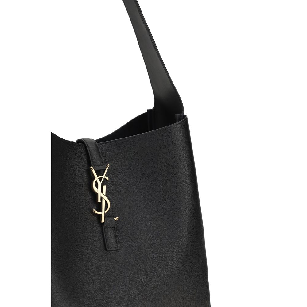 Le 5 À 7 Shoulder Bag