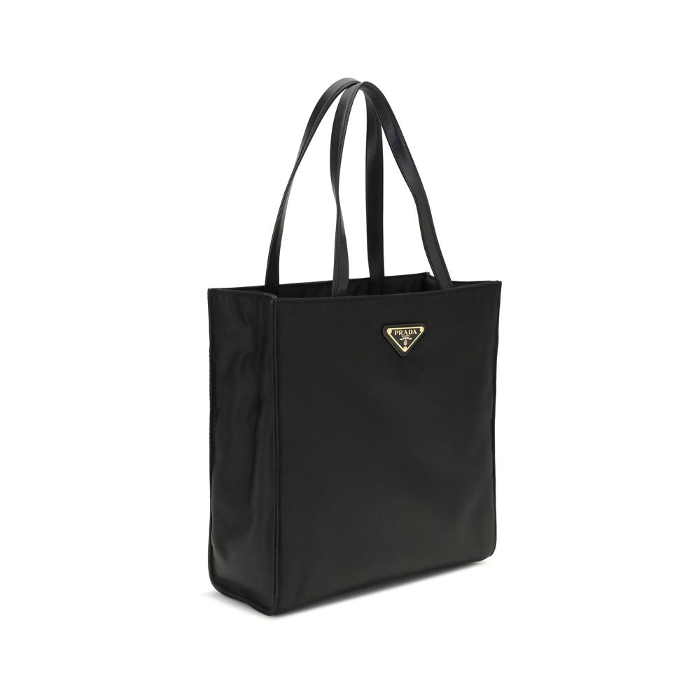 Schwarze Tragetasche aus Re-Nylon