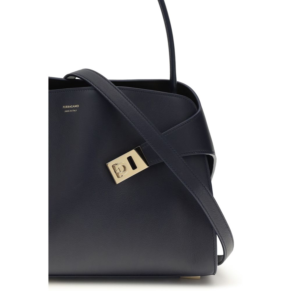 Weiche Schultertasche