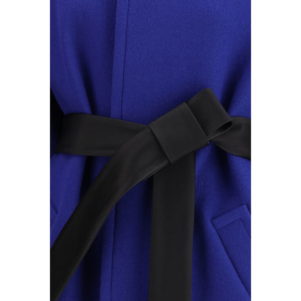 Blauer Wollmantel