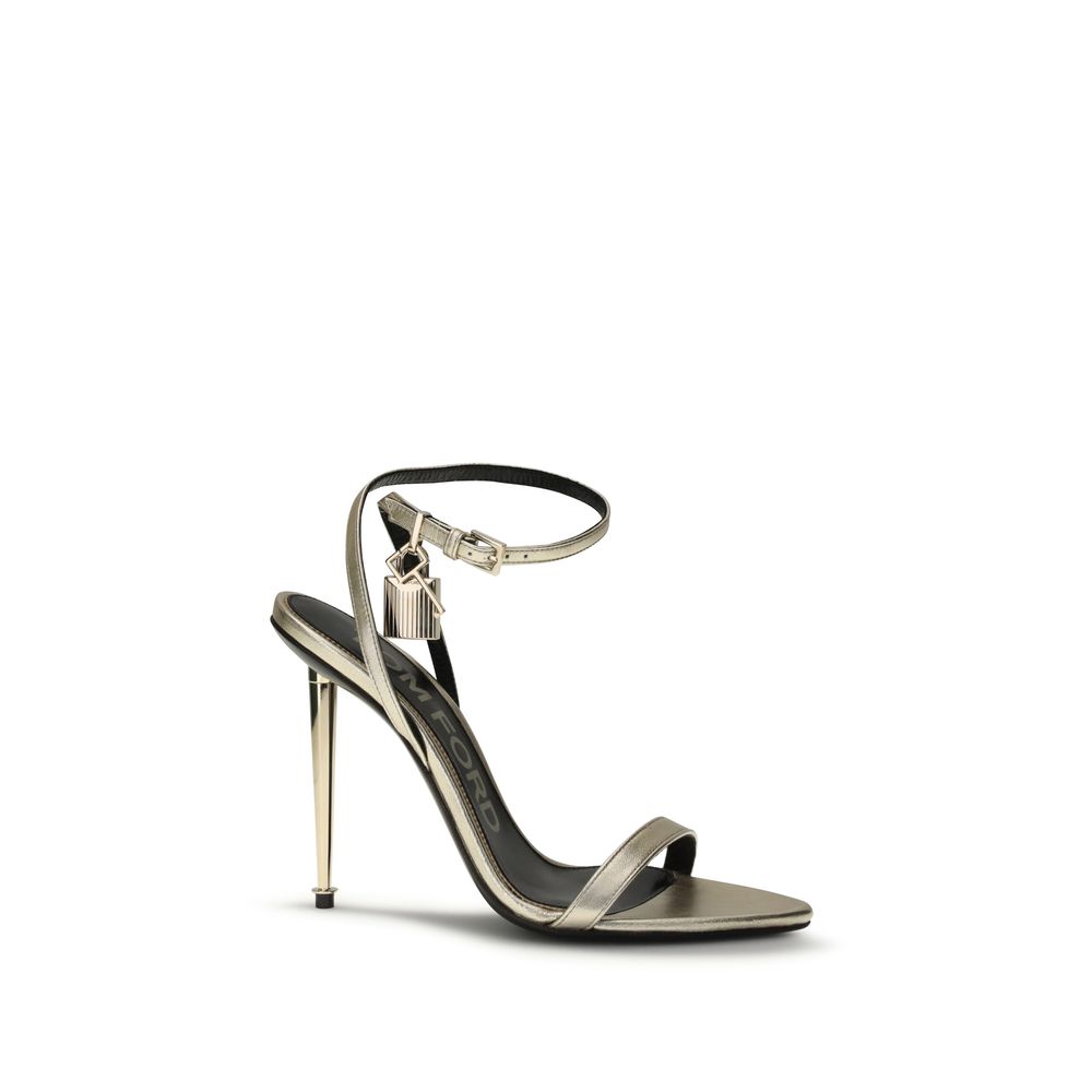 Patent leather high heel Pumps